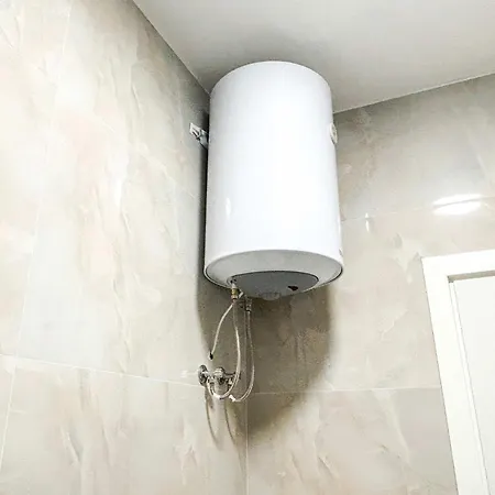 Mali I Robit Apartament