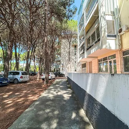 Mali I Robit Apartament