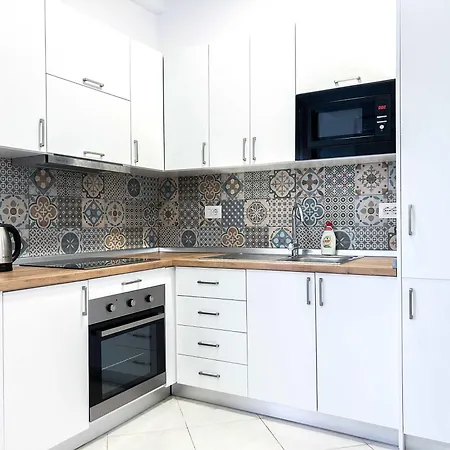 Mali I Robit Apartament
