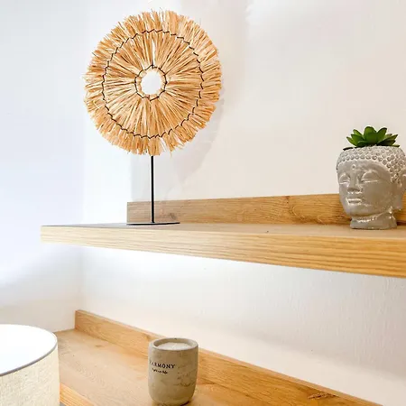 Apartament Mali I Robit *